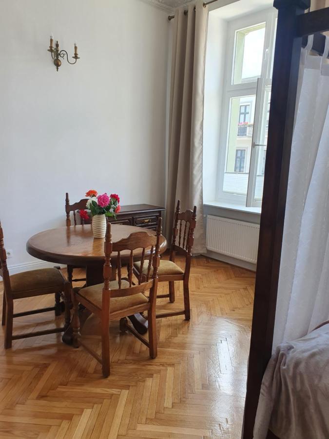 Prestige Aparthotel Piotrkowska 82 - Wyjatkowy Widok Na Deptak Łódź Kültér fotó