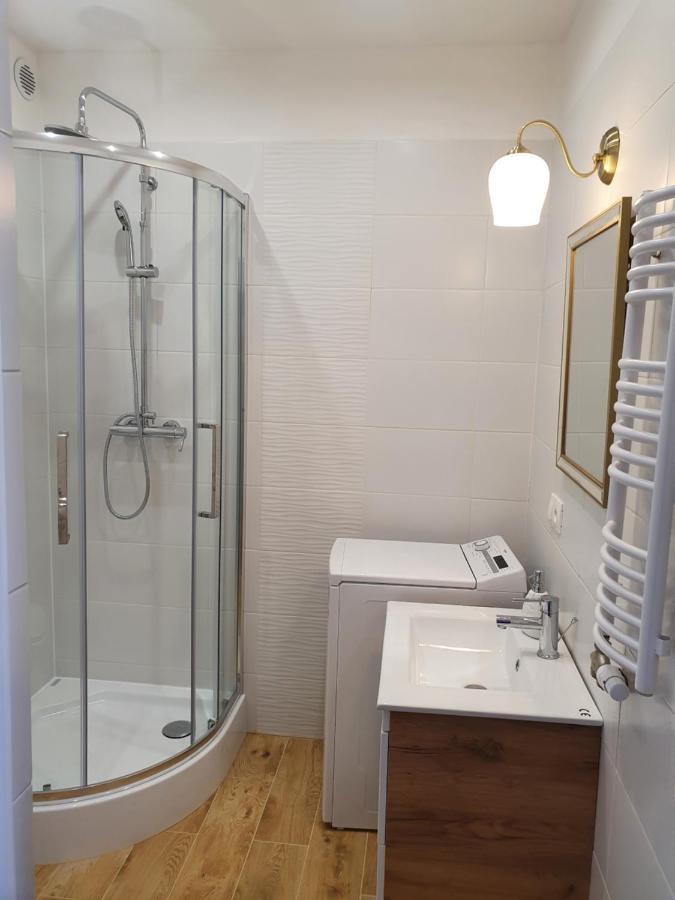 Prestige Aparthotel Piotrkowska 82 - Wyjatkowy Widok Na Deptak Łódź Kültér fotó