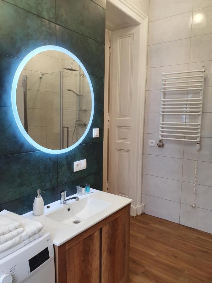 Prestige Aparthotel Piotrkowska 82 - Wyjatkowy Widok Na Deptak Łódź Kültér fotó